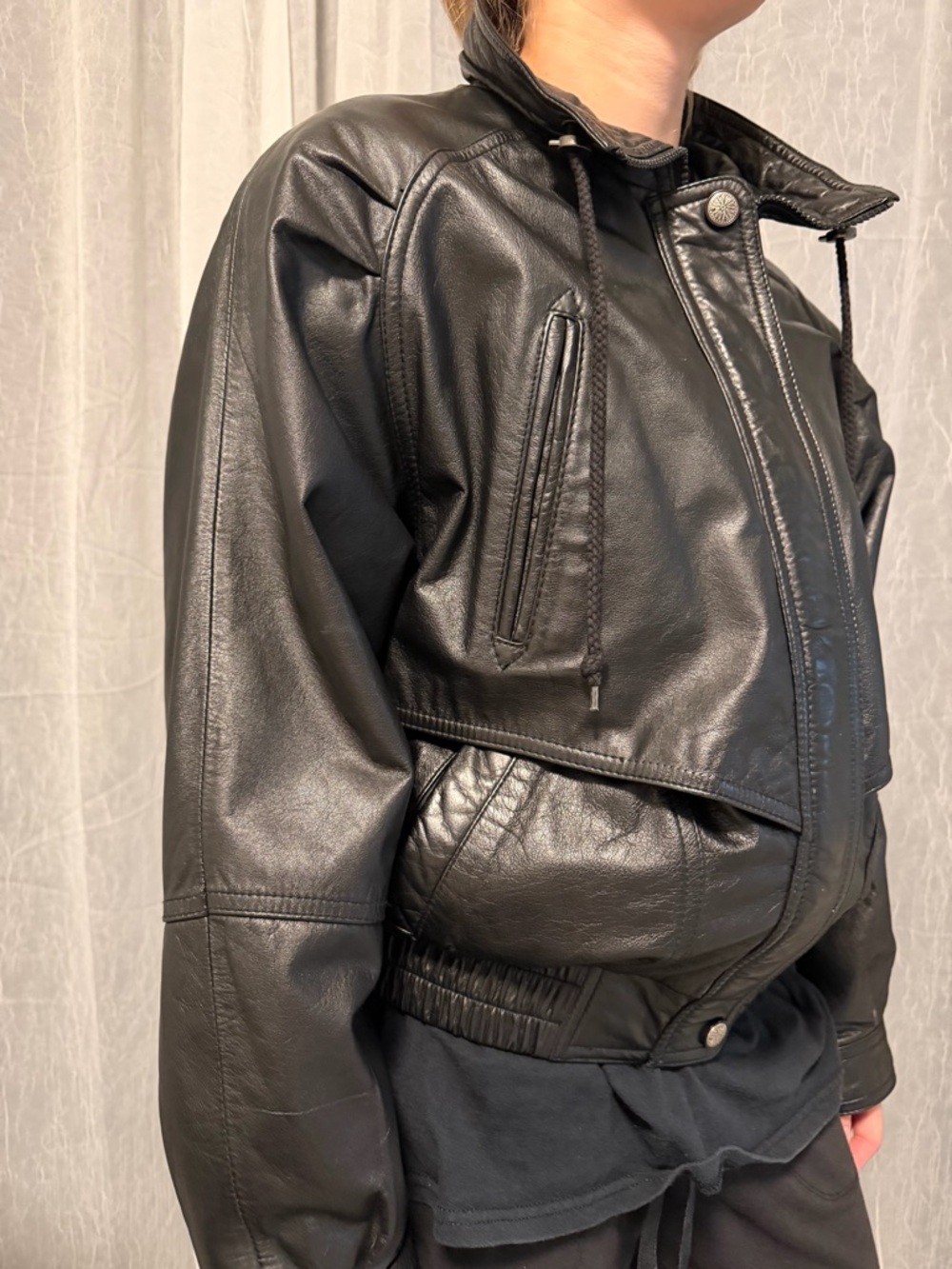 Vintage Wilsons Leather Black Cropped Leather Jacket XS Fits S/M Oversized 90s - Picture 3 of 14